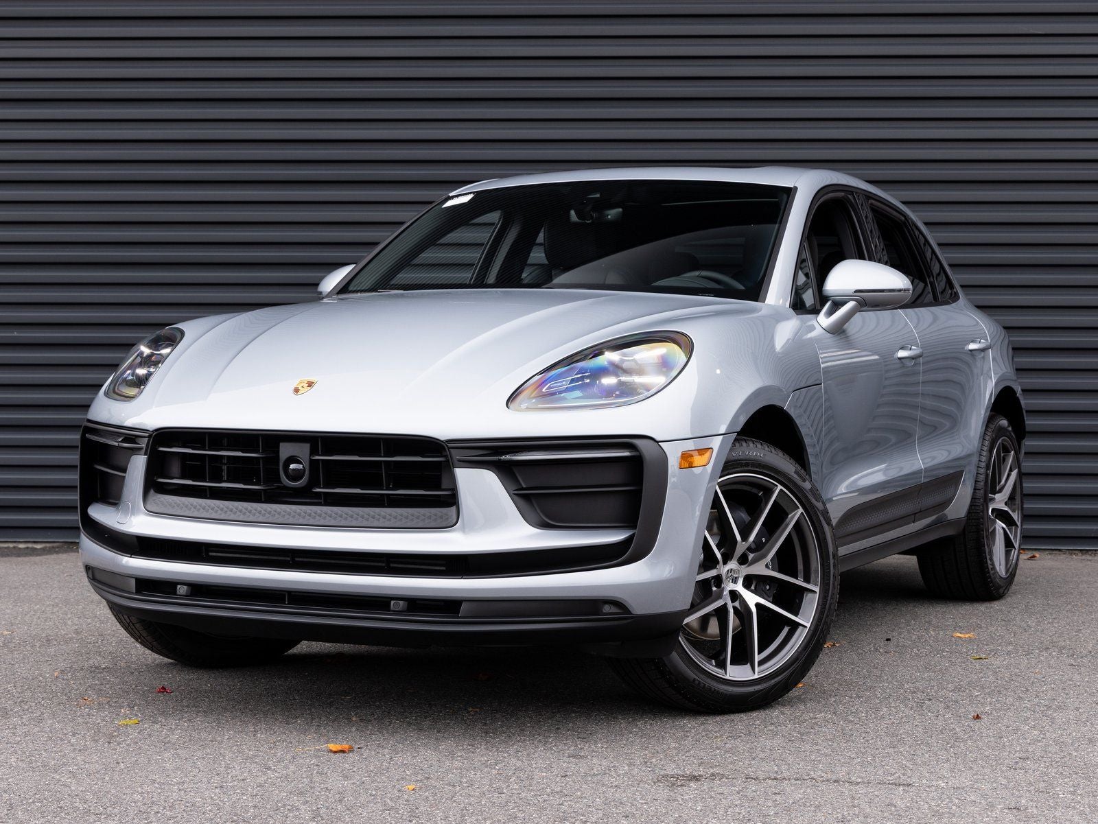 2026 Porsche Macan Macan in Dolomite Silver Metallic — front three-quarter view